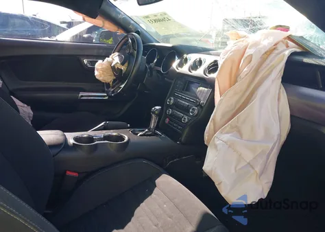 2017 Ford Mustang Ecoboost z USA, uszkodzony, nr VIN 1FA6P8TH5H5287023